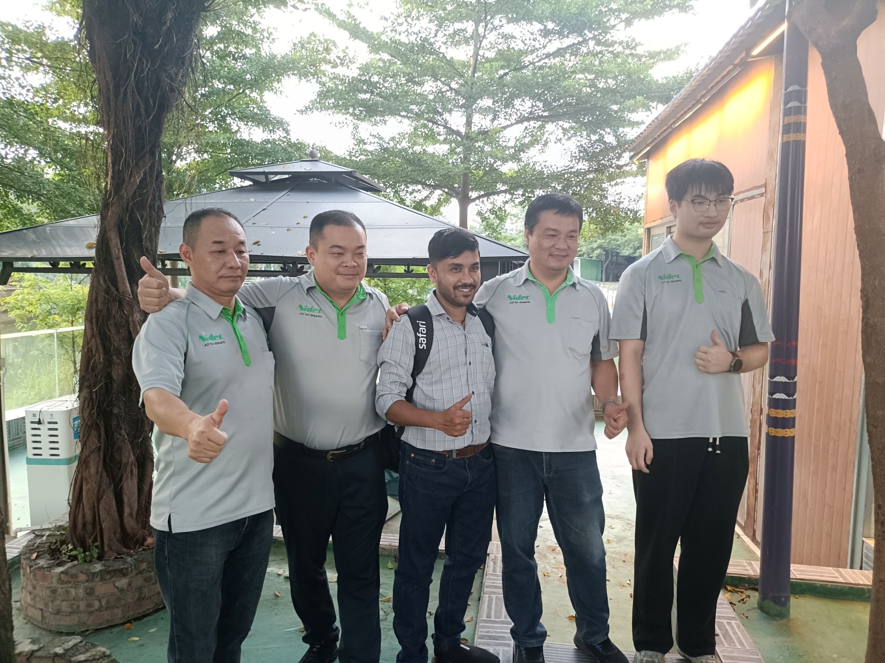 Minőségi tevékenység a Nidec Elevator Traction Machine Kína és India között